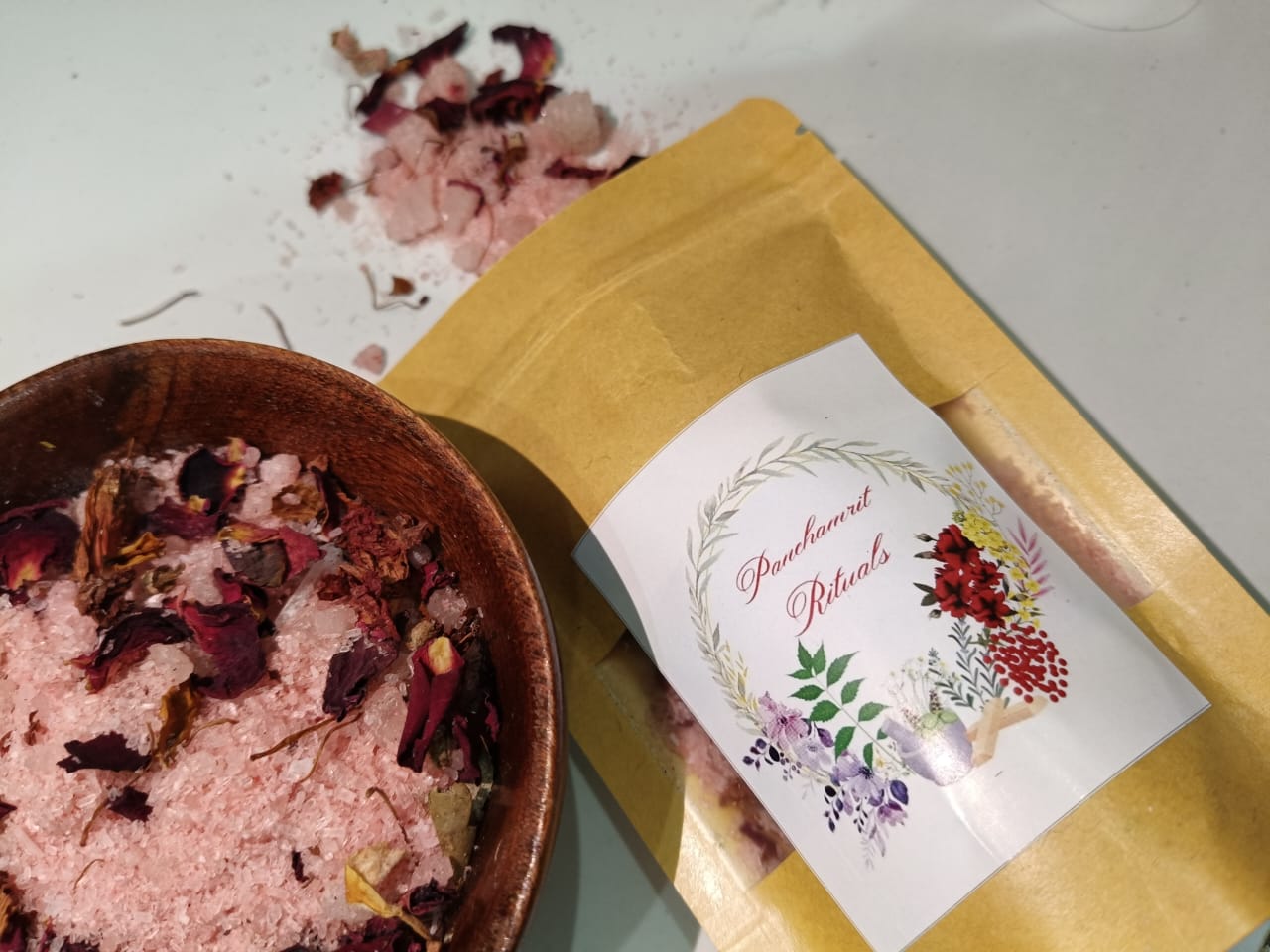 Rose and Mogra Essential Bathing Salt