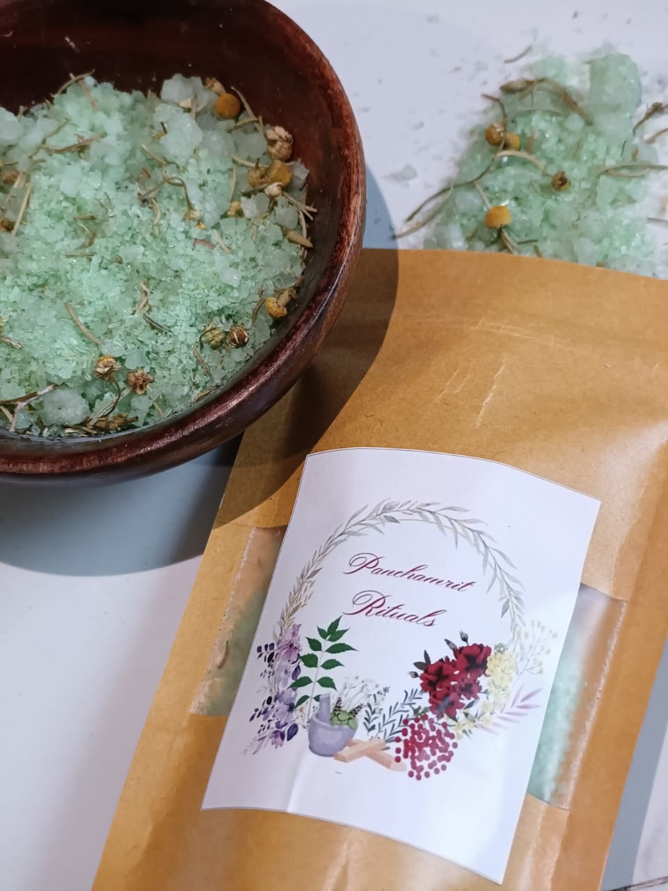 Rosemary and Chamomile Essential Bathing Salt